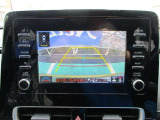 バックカメラ付きです。車庫入れがラクになります。