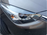 アダプティブLEDヘッドライト カメラや車速センサーと連動して、ハイ、ロー、ワイドローのLEDライトを常に最適な配光に自動制御する優れものです!