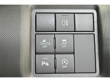 サポカーは、高齢運転者を含めたすべてのドライバーによる交通事故の発生防止・被害軽減対策の一環として、国が推奨する新しい自動車安全コンセプトです。詳しくは販売店スタッフまでおたずねください。