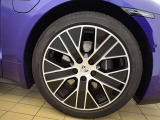 20インチ Taycan Turbo エアロホイール