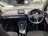 人間工学に基づいて設計されてますので、長時間・長距離を走行しても運転しやすく疲れにくい構造になっています♪