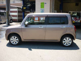 全車当社認証工場にて整備してからのお渡しとなります。オイルは無条件で交換、その他交換部品が出た場合もお客様の負担はありません。購入後も安心してお乗りいただるよう、しっかりと整備してから納車となります。