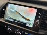 バックギアに入れるだけで自動でリヤカメラに切り替わります!車庫入れやバックが苦手な方にオススメ!