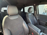 中古車だけではなく、新車も多岐にわたり、正規輸入車販売を行っております。全国選りすぐりの仕入ネットワークの中からあなたにピッタリのお車を探します!