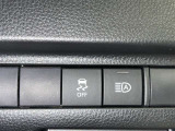 【横滑り防止機能】 車両走行安定補助システム搭載  車が横滑りしそうになった際に、横滑りを防ぐ安全装備が付いています。