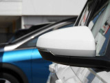 【フォルクスワーゲン認定中古車】 メーカー指定の厳しい選定基準をクリアしたお車を、時間をかけ丁寧に仕上げてお届け致します。全国対応の認定中古車保証が付帯されますので、県外の方も安心です。