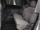 ゆとりある広々とした車内空間は、ドライブを始め買い物やレジャーなど、幅広く活躍します。一人でもみんなとでもお出かけを楽しみましょう!
