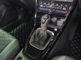 認定中古車なので安心のメーカー保証を受けられます。もちろんオプションで延長保証(プラス最長2年)も受けられます。詳しくは営業スタッフまで
