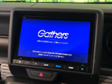 【純正ナビ】人気の純正ナビを装備しております。ナビの使いやすさはもちろん、オーディオ機能も充実!キャンプや旅行はもちろん、通勤や買い物など普段のドライブも楽しくなるはず♪