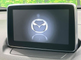 【メーカー純正ナビ】インテリアに溶け込むスタイリッシュな「専用設計」メーカーナビを装備♪視認性や操作性など基本性能にも優れ、より上質なカーライフをお楽しみいただけます。