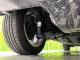 お車を安心してお乗りいただく為には、足回りの定期点検が欠かせません。サービスサポート(有償保証)では無料点検もご提供しており、安心のカーライフをお過ごしいただけるサポート体制が整っています。