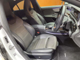 CLAクラス CLA200d AMGライン 本革シート サンルーフ