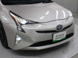 4つの先進安全機能をセットにした衝突回避支援パッケージ「Toyota Safety Sense P」をはじめ、インテリジェントクリアランスソナー、LEDフォグランプなどを特別装備しています。