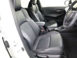 アイポイントも高く、女性の方も運転しやすいですよ!ホールド感もあり疲労を軽減させ、もちろんシートも座り心地も◎!