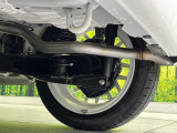 お車を安心してお乗りいただく為には、足回りの定期点検が欠かせません。サービスサポート(有償保証)では無料点検もご提供しており、安心のカーライフをお過ごしいただけるサポート体制が整っています。