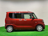 ドアは約90度に開くので荷物も積み込みやすく、乗り降りもしやすい♪ ロングドライブも快適に過ごせる工夫がいっぱいです♪♪