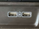 充電用USBジャックを装備!