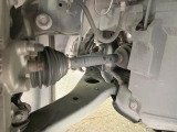 お車を安心してお乗りいただく為には、足回りの定期点検が欠かせません。サービスサポート(有償保証)では無料点検もご提供しており、安心のカーライフをお過ごしいただけるサポート体制が整っています。