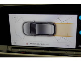 【リヤビューカメラ】【オプティカルパーキングシステム】車庫入れなどバックでの駐車をに便利です。