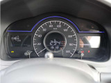 シンプルで見やすいメーターです。