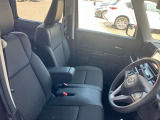 運転席シートです。
