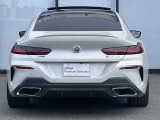 また、BMW正規認定中古車は、エマージェンシーサービスが自動付帯。24時間365日、皆様のカーライフをサポート致します。確かな安心のうえで、「駆けぬける歓び」をご堪能ください。