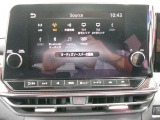 フルセグTV、Bluetooth好きな音楽を聴きながらドライブ。