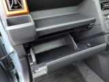 当店のお車には第三者機関の検査による「車両状態証明書」がついています!安心して乗っていただくためにも是非ご覧下さい!(一部お車を除く)