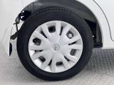 【純正ホイールキャップ装備】純正なのでバチっと決まっていてかっこいいですね☆