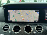 バックカメラにより駐車時の後方確認も楽にできます。