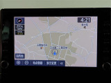 ディスプレイオーディオを装備。スマホとクルマをつなぐことで、これまでのナビに加えて、いろんなサービスが楽しめます。