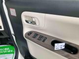 安全安心な走行のために、納車前には小さなクルマを知り尽くしたエキスパートが基本性能に関わる機能や状態を徹底的に点検しています。