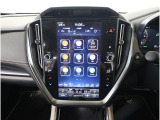 11.6インチの縦型ディスプレイに、ナビゲーション機能をはじめ、エンターテインメント、車両情報、エアコン操作、各種設定などを集約。タブレットのような感覚で、直感的に操作できます。