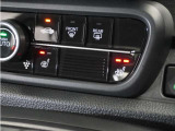 ◆シートヒーター◆寒い季節にピッタリなのが、このシートヒーター!座面を温め快適に。寒い季節もドライブが楽しくなります。