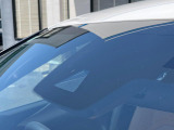 【プリクラッシュセーフティ】前方の車両等を検知し、衝突しそうな時は警報で注意を促し、ブレーキを踏む力をサポート。ブレーキを踏めなかった場合は衝突被害軽減ブレーキが作動、衝突回避をサポートします。