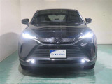 明度の高いLEDヘッドライトで、夜間の運転も安心です。