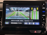 【バックカメラ】運転が苦手な方も車庫入れラクラクです!ギアをリバースに入れれば自動的に切り換わりますので、面倒な操作は不要です♪狭い駐車場もお車を傷つけず安心ですね!
