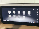 メーカーナビ12.3インチの大型ディスプレイ・Google搭載となり、ナビゲーションはもちろん普段スマートフォンで楽しんでいる情報やエンタメもシームレスに車内へコネクト。