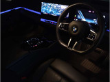 ☆センターパネルを運転席側に僅かに傾けたBMW独特のインパネ☆【駆け抜ける歓び】はここからもスタートしております☆