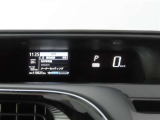 見やすいメーターパネルで安全運転のお役に立ちます!!
