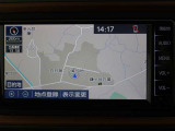 純正ナビを装備。タッチパネル式で使いやすく、お出かけもラクラクです。