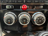 気になるお車がありましたら右の電話番号から直接お店にお問い合わせください。支払方法から車両情報、状態までなんでもご説明させて頂きます。スタッフ一同ご連絡お待ちしております。