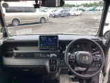 この度は、当店のお車をご覧いただきまして誠にありがとうございます。当店では全国販売・納車も行っております。県によって陸送費用は異なりますのでお気軽にお問い合わせください。
