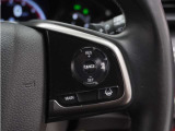 ◆アダプティブクルーズコントロール◆予め設定した車速内でクルマが自動的に加減速。前走車との適切な車間距離を維持しながら追従走行します。【LKAS】車線維持支援システムでステアリング操作を支援。
