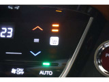 シートヒーター装備付き車!!座席に埋め込まれた電熱線によりシートを暖めることが出来る装備で、温められたシートは、寒い冬には最適です!!