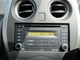 CD・FM・AM電子チューナー・AUX端子付き。