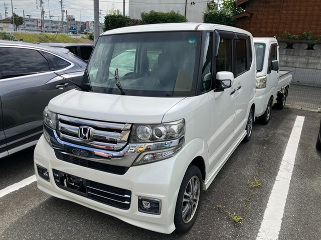 ホンダ N-BOXカスタム 
