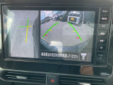 アラウンドビューモニターは自車の前方・左側面映像をモニタ-に映して離合時・駐車時などにとても便利です。