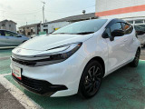 優れた燃費性能。更にデザインも上質で人気のお車です!