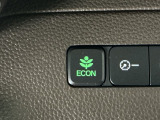 ★ECONスイッチ★ エコドライブを加速しよう!スイッチをONにすると、運転の仕方によるロスを抑え込み燃費をよくするようクルマが頑張ります(*^ー^*)燃費向上にチャレンジ♪